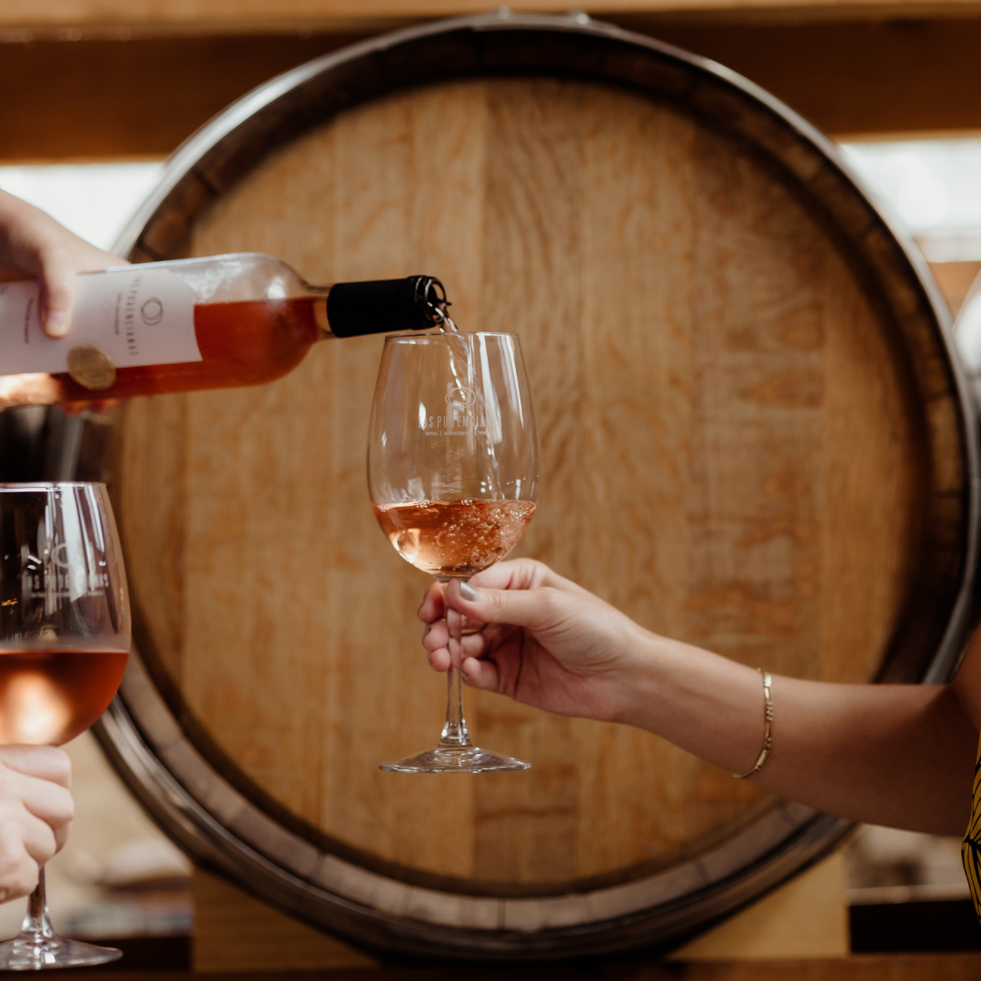 Venta de botellas personalizadas en Las Pudencianas, Valle de Parras, Coahuila